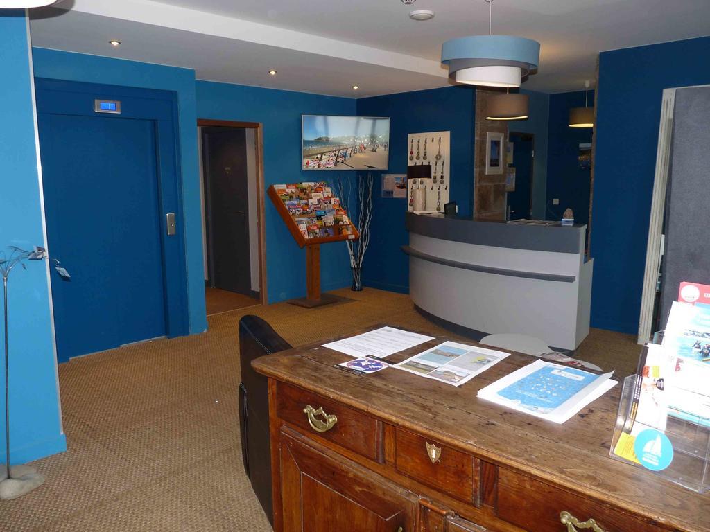 Hotel Des Rochers Perros-Guirec Exterior foto